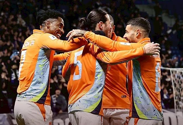 กัมบะ โอซาก้า